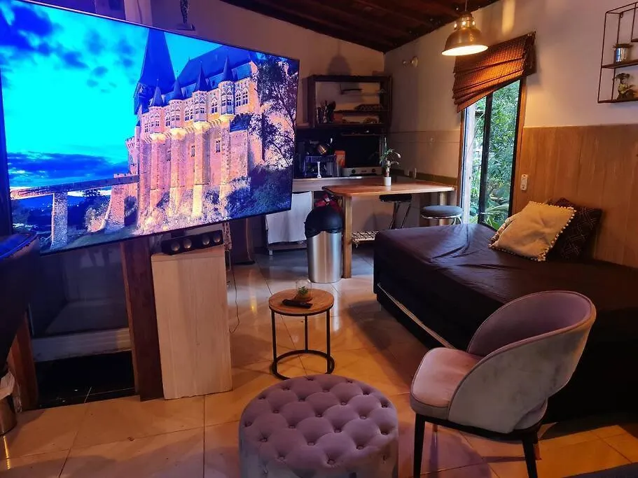 Eco-Loft Con Terraza Cerca Del Tesoro - Poblado - Medellinヴィラ 別荘